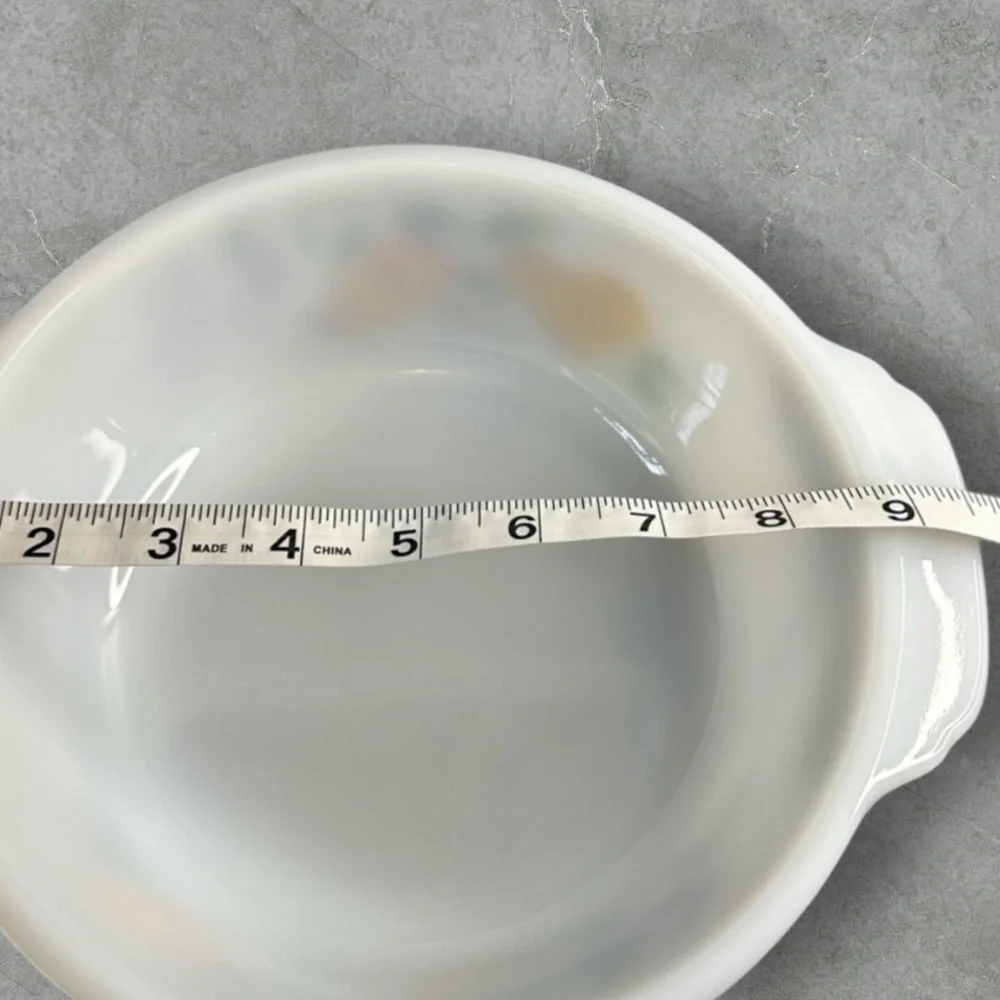 Vintage Fire King gay fad fruit 1.5 quart ovenware bowl #447 USA